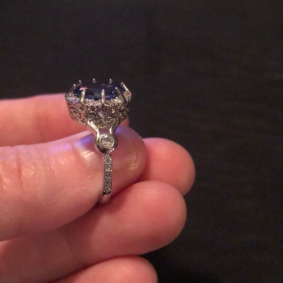 Blue CZ ring - Picture 4 of 5